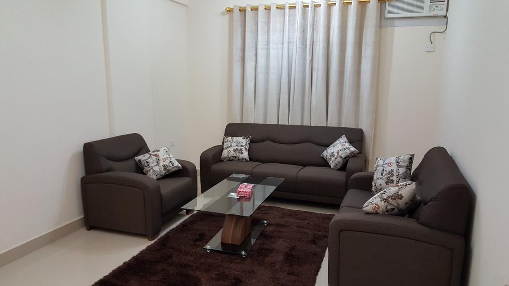 Golden Seasons Furnished Apartment Salalah Buitenkant foto